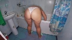 Milf le dio un gran culo a su hijastro para el sexo anal